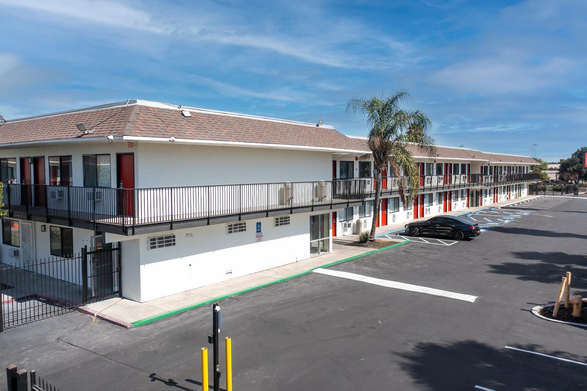 Econo Lodge Stockton Near I-5 Fairgrounds Dış mekan fotoğraf