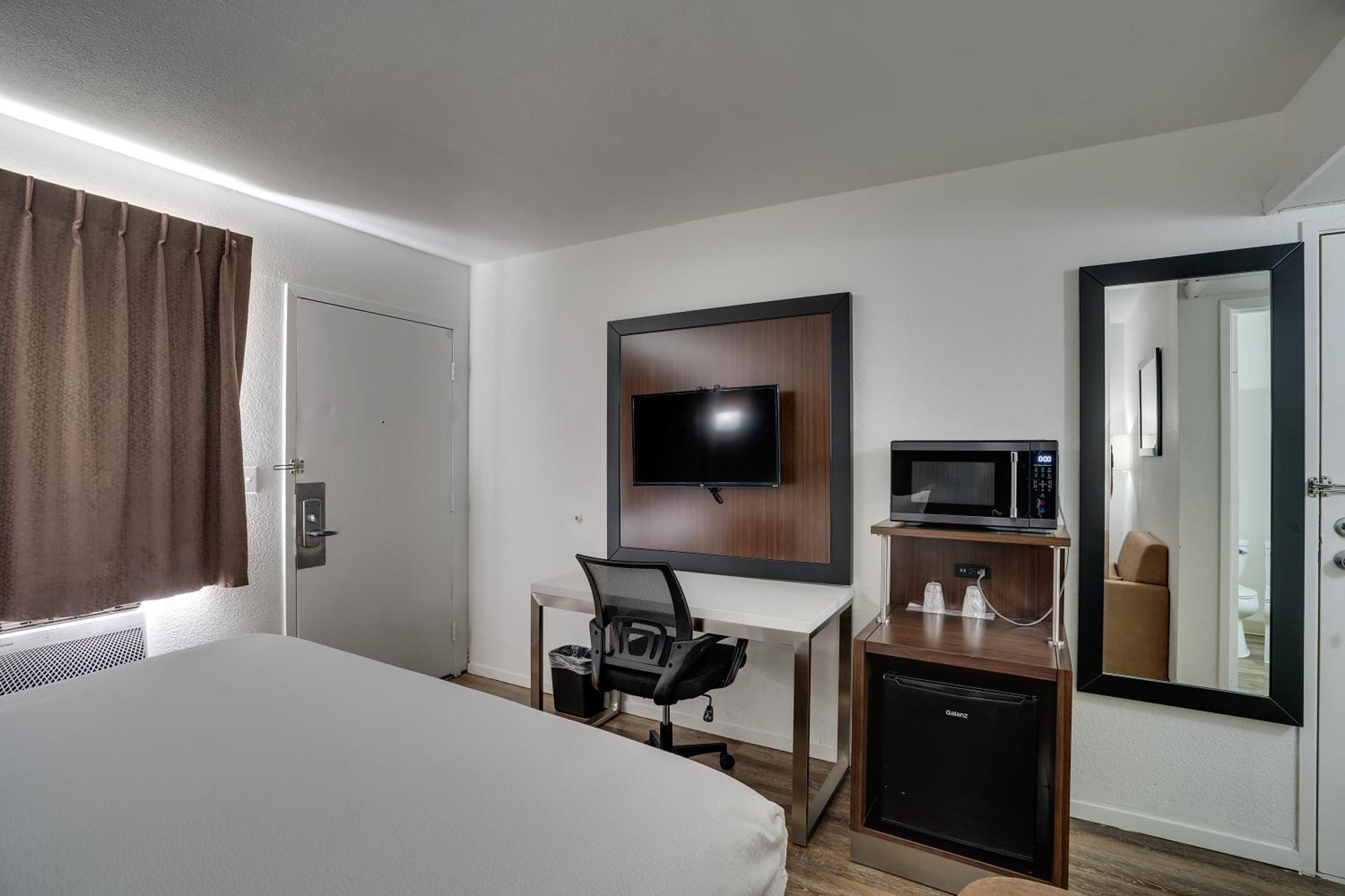 Econo Lodge Stockton Near I-5 Fairgrounds Dış mekan fotoğraf