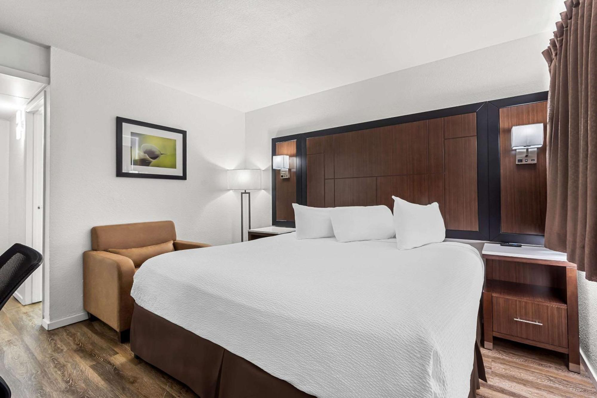 Econo Lodge Stockton Near I-5 Fairgrounds Dış mekan fotoğraf
