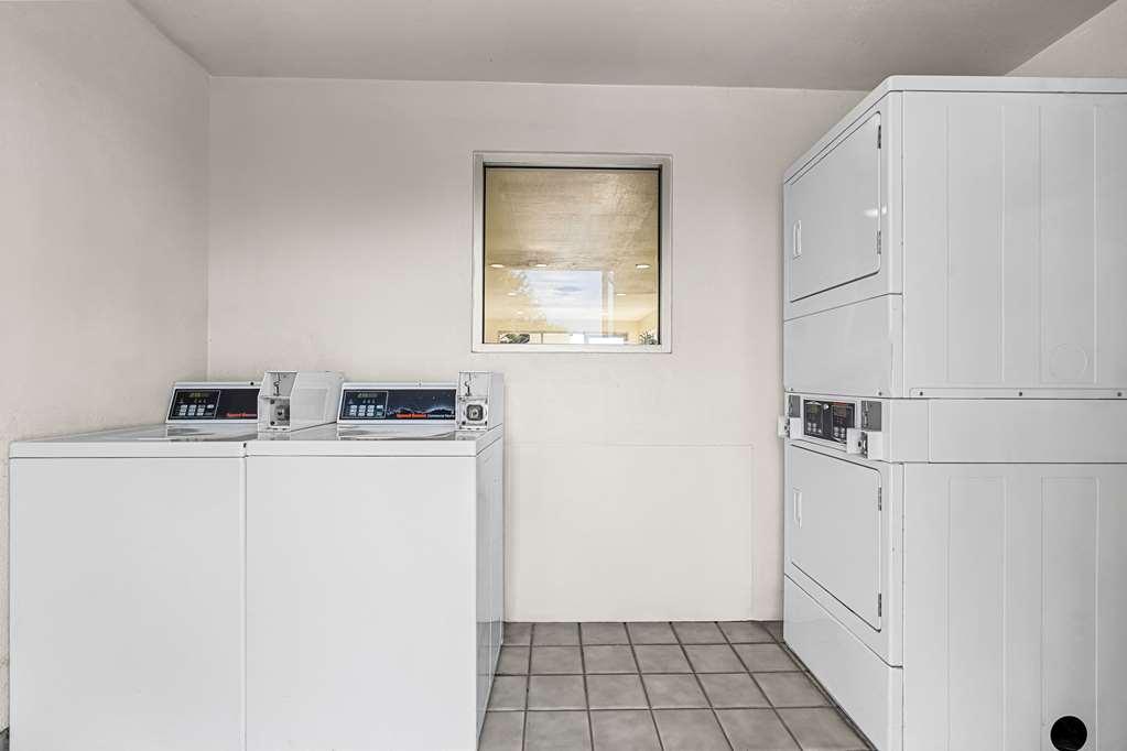 Econo Lodge Stockton Near I-5 Fairgrounds Konforlar fotoğraf